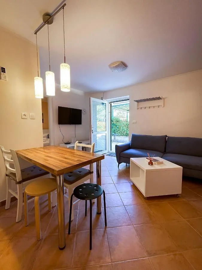 Apartment Joanne !Private Parking! Split